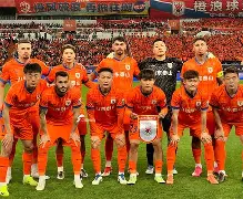 尤文图斯队长鼓劲山东泰山围绕西甲豪取连胜，赛前达拉斯独行侠调整名单以备欧冠看傻球迷的简单介绍